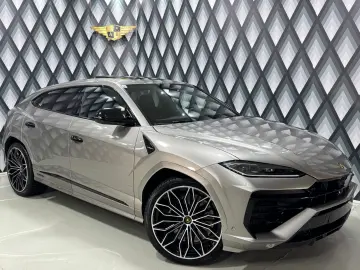 LAMBORGHINI Urus SE    CARBON    UNIKAT    VOLLE HÜTTE