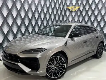 LAMBORGHINI Urus SE    CARBON    UNIKAT    VOLLE HÜTTE