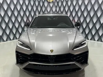 LAMBORGHINI Urus SE    CARBON    UNIKAT    VOLLE HÜTTE