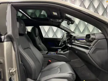 LAMBORGHINI Urus SE    CARBON    UNIKAT    VOLLE HÜTTE