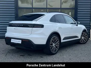 PORSCHE Macan 4   Panorama   AHK   Luftfederung