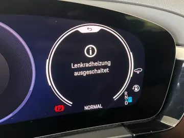 PORSCHE Macan 4   Panorama   AHK   Luftfederung