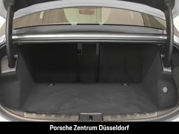 PORSCHE Taycan 4S Surround-View BOSE 21-Zoll Panorama