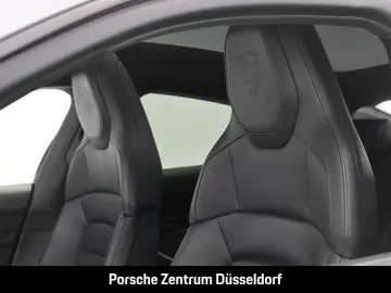 PORSCHE Taycan 4S Surround-View BOSE 21-Zoll Panorama