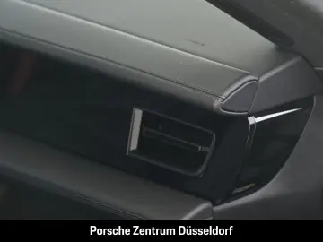 PORSCHE Taycan 4S Surround-View BOSE 21-Zoll Panorama