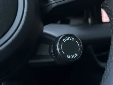 PORSCHE Macan 4 PASM PANO Lenkradheizung