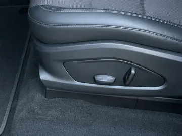 PORSCHE Macan 4 PASM PANO Lenkradheizung