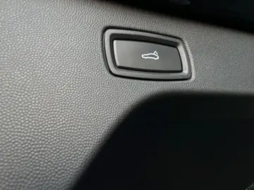 PORSCHE Macan 4 PASM PANO Lenkradheizung