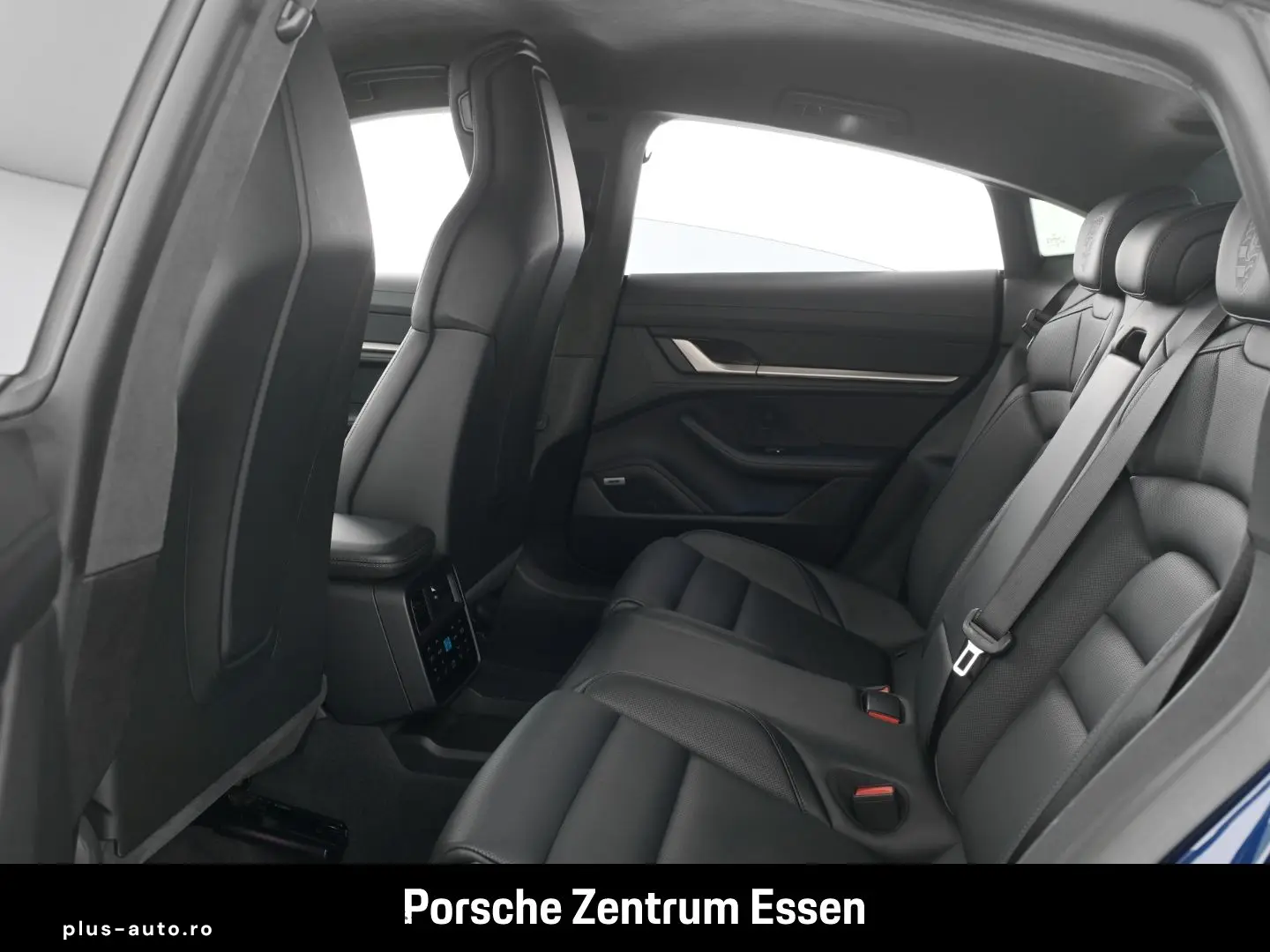PORSCHE Taycan 2022 — imagine 9