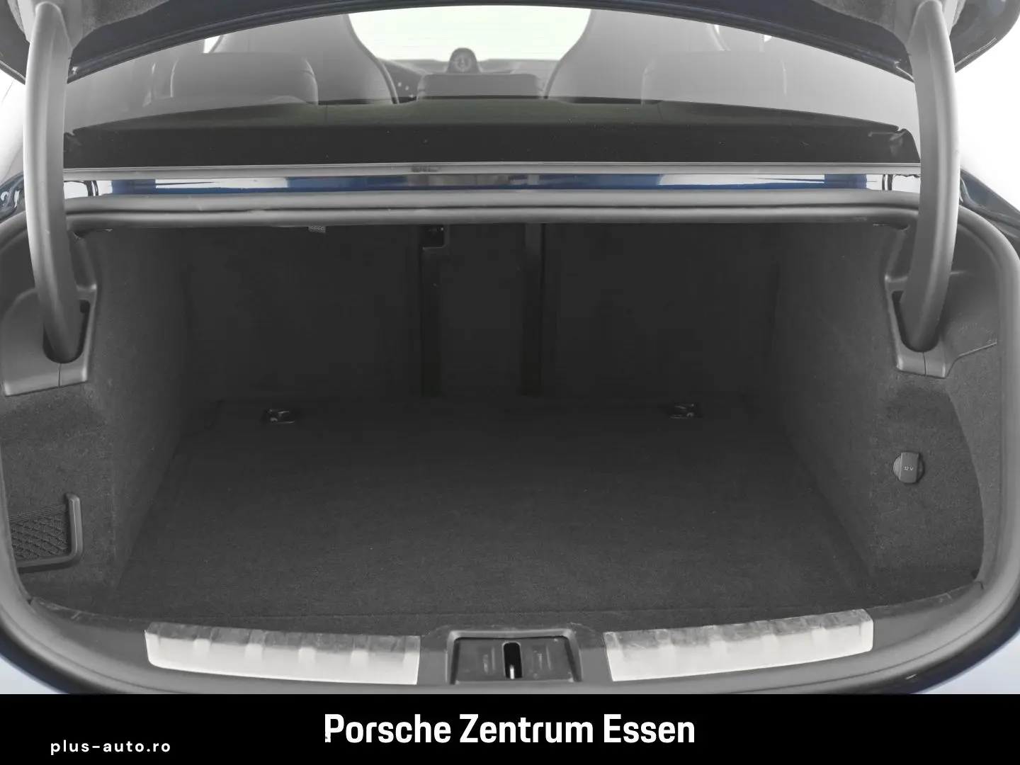 PORSCHE Taycan 2022 — imagine 23