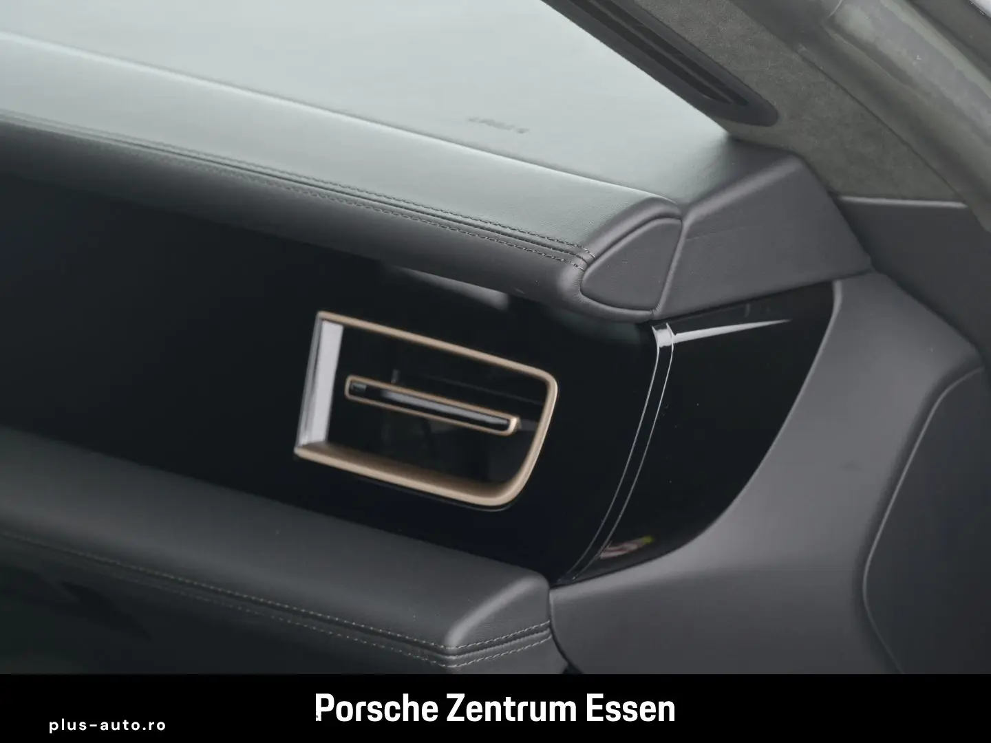 PORSCHE Taycan 2022 — imagine 25