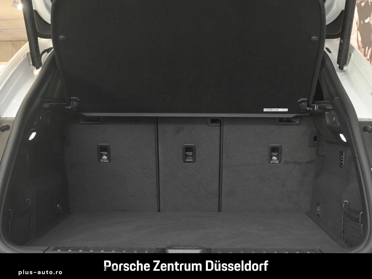 PORSCHE Macan 4 Surround-View BOSE Luftfederung 21-Zoll