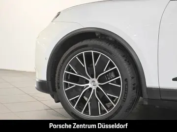 PORSCHE Macan 4 Surround-View BOSE Luftfederung 21-Zoll