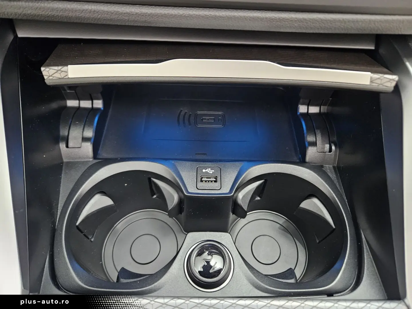 BMW 4 Series 2025 — imagine 16