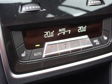 BMW X7 M60i Frozen Black LCI AHK Carbon SkyLounge AC