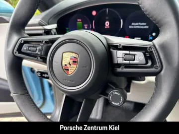 PORSCHE Macan Surround-View LED-Matrix Head-Up Display