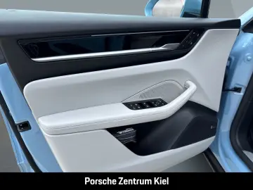 PORSCHE Macan Surround-View LED-Matrix Head-Up Display