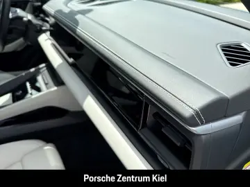 PORSCHE Macan Surround-View LED-Matrix Head-Up Display