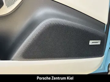 PORSCHE Macan Surround-View LED-Matrix Head-Up Display