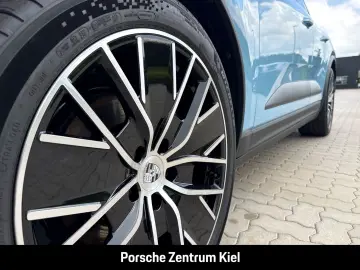 PORSCHE Macan Surround-View LED-Matrix Head-Up Display