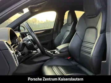 PORSCHE Cayenne Coupe InnoDrive Head-Up Sportabgas BOSE