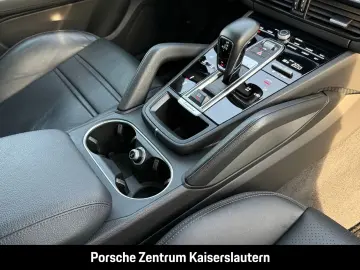 PORSCHE Cayenne Coupe InnoDrive Head-Up Sportabgas BOSE