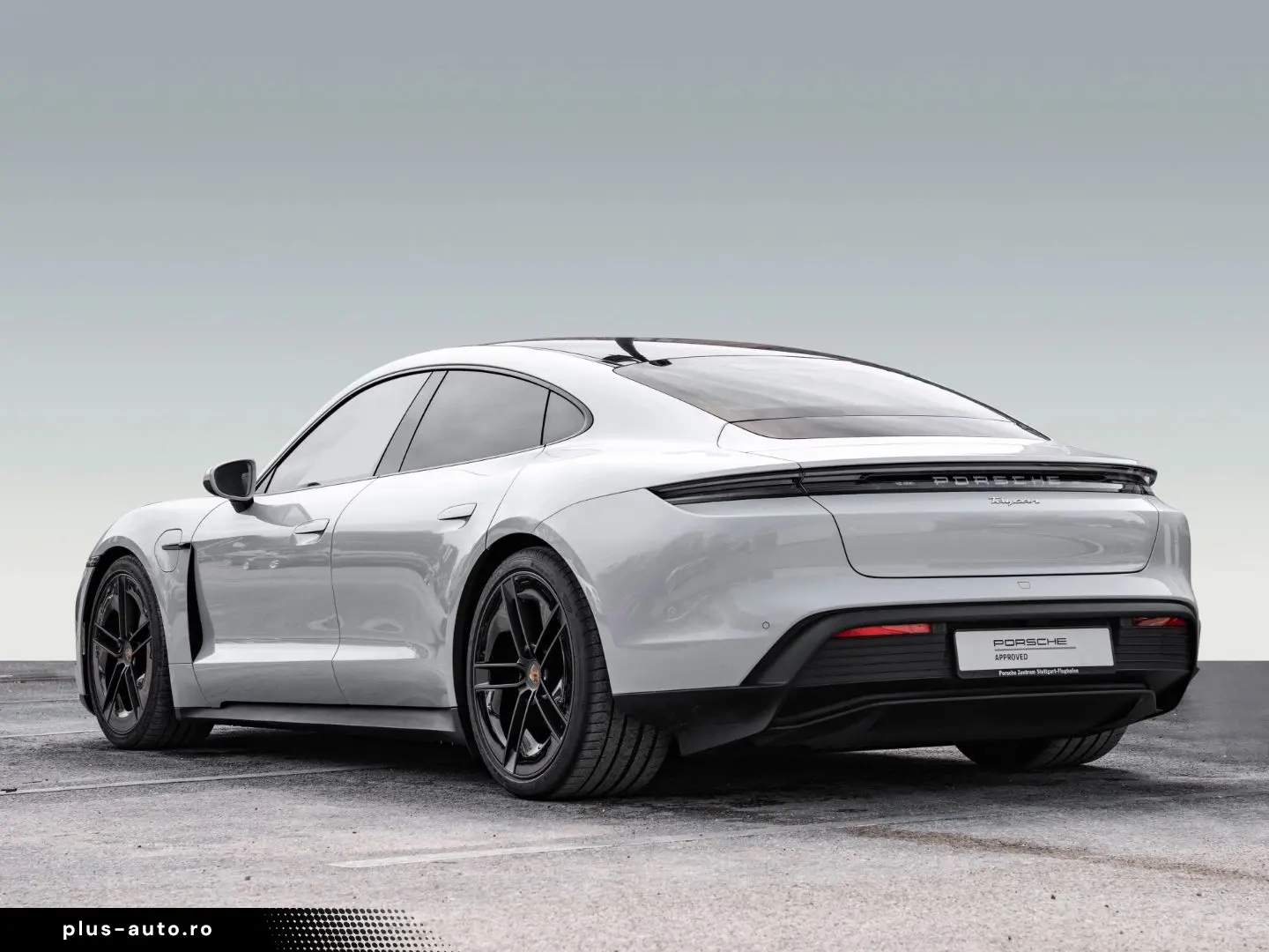 PORSCHE Taycan 2024 — imagine 3