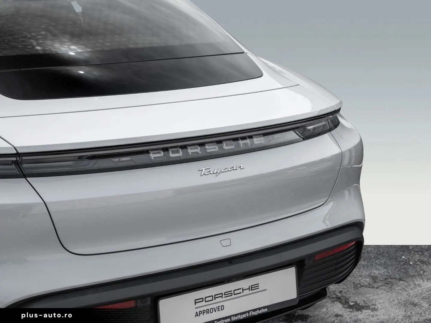 PORSCHE Taycan 2024 — imagine 12
