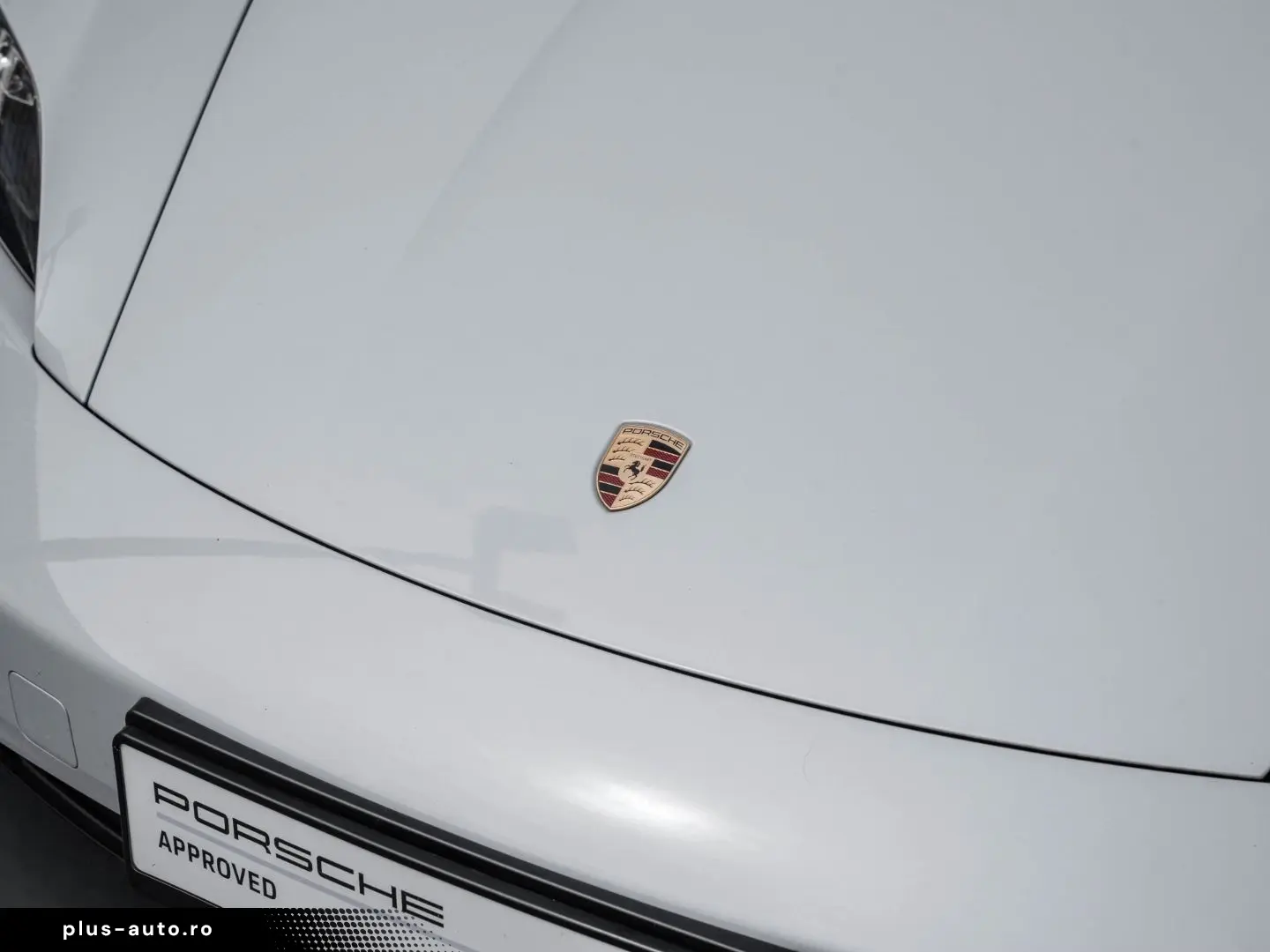PORSCHE Taycan 2024 — imagine 15