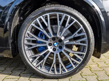BMW X5 xDrive40d M Sport Pro AHK Pano 7. Sitzer HK
