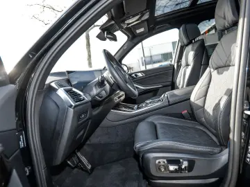 BMW X5 xDrive40d M Sport Pro AHK Pano 7. Sitzer HK