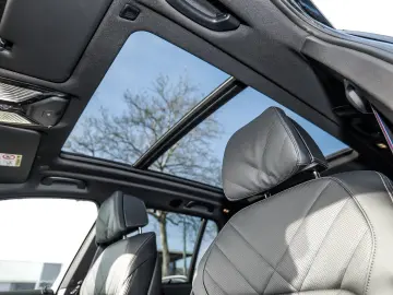 BMW X5 xDrive40d M Sport Pro AHK Pano 7. Sitzer HK