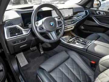 BMW X5 xDrive40d M Sport Pro AHK Pano 7. Sitzer HK