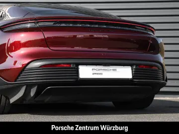PORSCHE Taycan GTS Burmester HA-Lenkung InnoDrive HeadUp