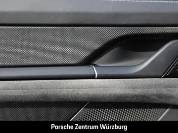 PORSCHE Taycan GTS Burmester HA-Lenkung InnoDrive HeadUp