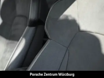 PORSCHE Taycan GTS Burmester HA-Lenkung InnoDrive HeadUp