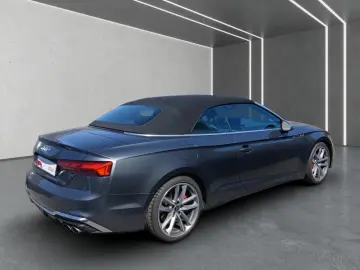 AUDI S5 Cabriolet  MATRIX NAV  AHK GRA Smartph.-int.