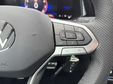 VW T-Roc Cabriolet R-Line 1.5 TSI DSG AHK Navi Rück