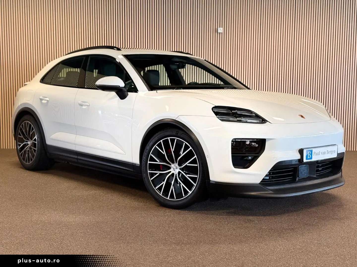 PORSCHE Macan 4S 100 kWh 449 PS-LUFT-PANO-HEAD UP-VOLL