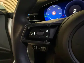 PORSCHE Macan 4S 100 kWh 449 PS-LUFT-PANO-HEAD UP-VOLL