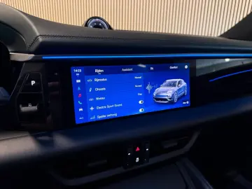 PORSCHE Macan 4S 100 kWh 449 PS-LUFT-PANO-HEAD UP-VOLL