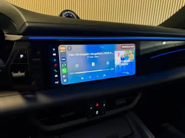PORSCHE Macan 4S 100 kWh 449 PS-LUFT-PANO-HEAD UP-VOLL
