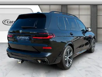 BMW X7 xDrive40d M Sport Pro AHK 360 ACC H&K