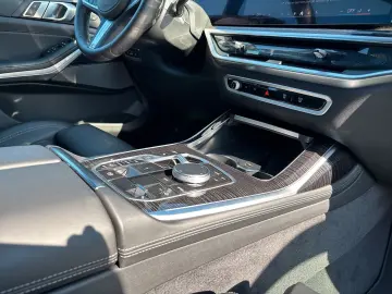 BMW X7 xDrive40d M Sport Pro AHK 360 ACC H&K