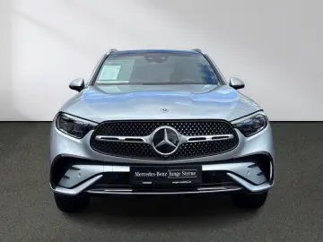 MERCEDES-BENZ GLC 400 e 4M AMG DigitalLight Pano Dis…