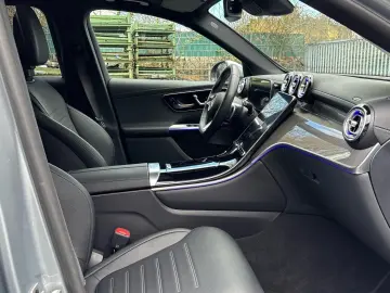MERCEDES-BENZ GLC 400 e 4M AMG DigitalLight Pano Dis…