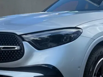 MERCEDES-BENZ GLC 400 e 4M AMG PANO AHK BURMESTER TE…