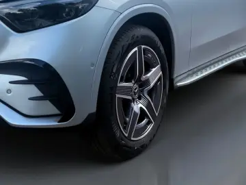MERCEDES-BENZ GLC 400 e 4M AMG PANO AHK BURMESTER TE…