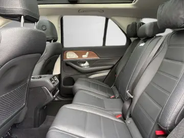 MERCEDES-BENZ GLE 450 d 4M AMG Pano AHK HUD Sitzklim…