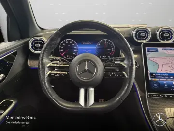 MERCEDES-BENZ GLC400e 4M AMG Night Dist Sitzkli Mult…